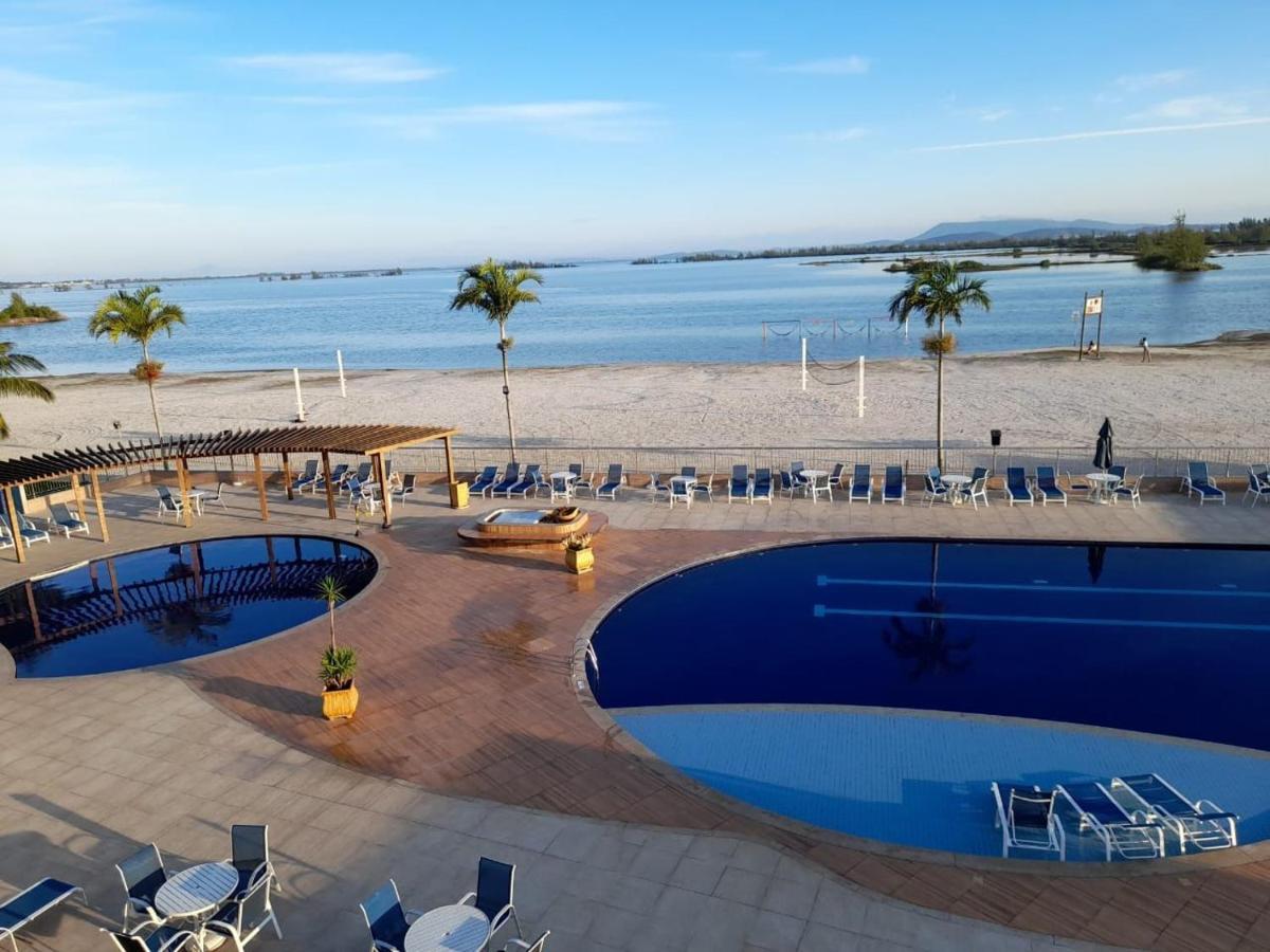 Resort Em Arraial Do Cabo: Luxurious Beachfront Apartment Between Sea and Lagoon Exterior photo